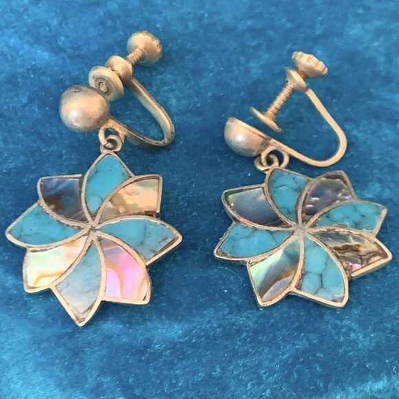 Sterling silver Pinwheel flower earrings - Vintage Turquoise Abalone screw back - Picture 1 of 4